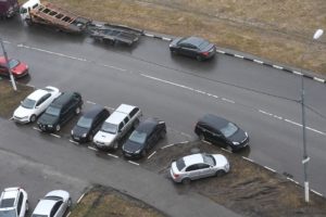 Сколько штраф за тс поставленное на газон в красноярске